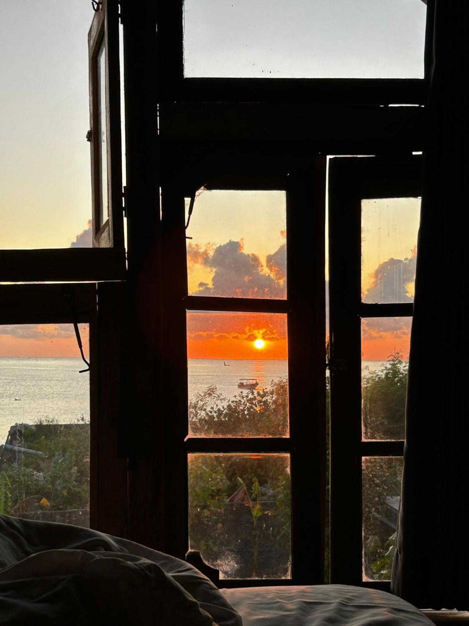 Yogi Beach Cabin Amed  Exterior photo